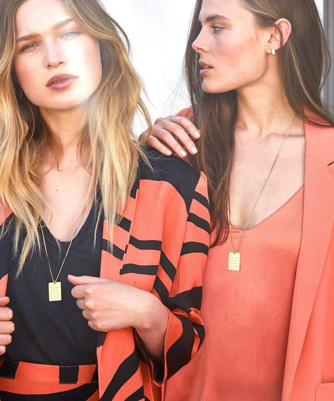Collier avec pendentif prière de sérénité